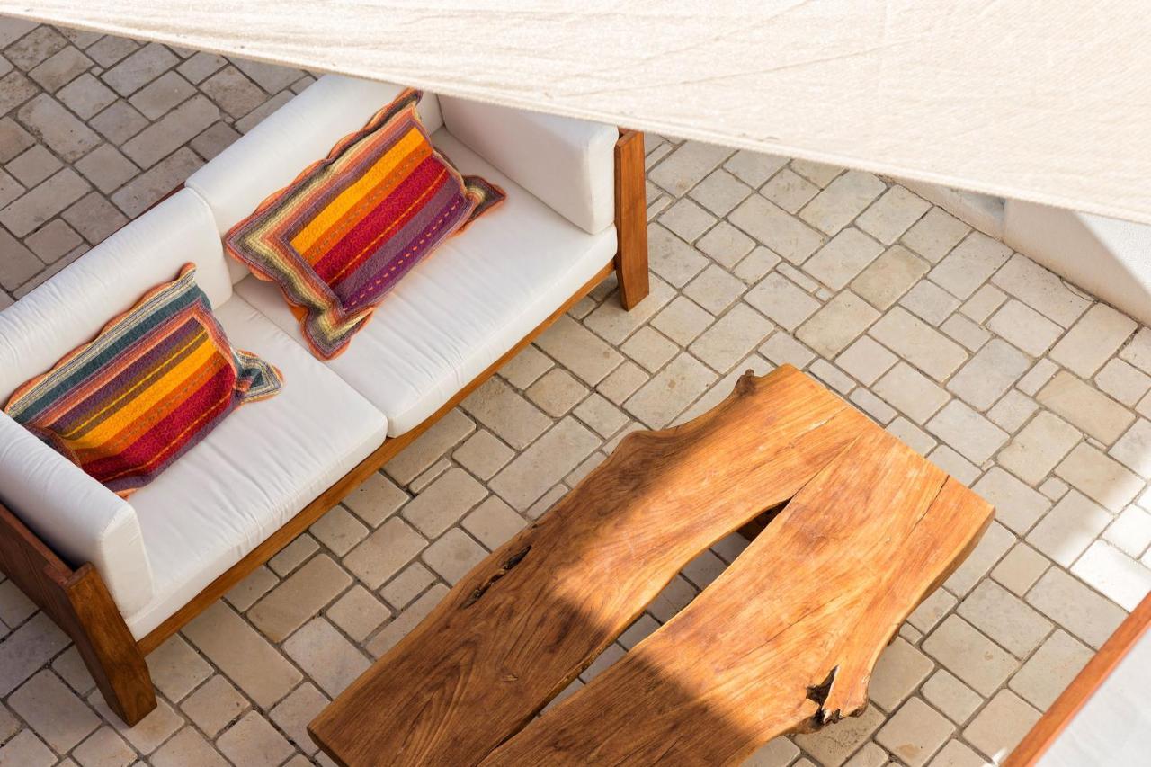 Vila Sleeps8-parking-garden-pool-sunsets-barbeque
