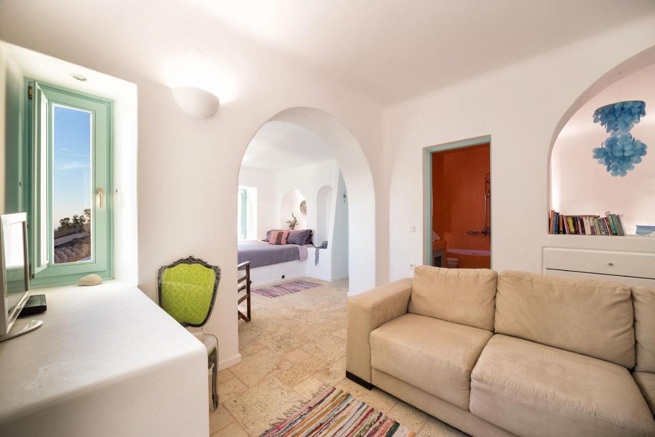 Vila Sleeps8-parking-garden-pool-sunsets-barbeque